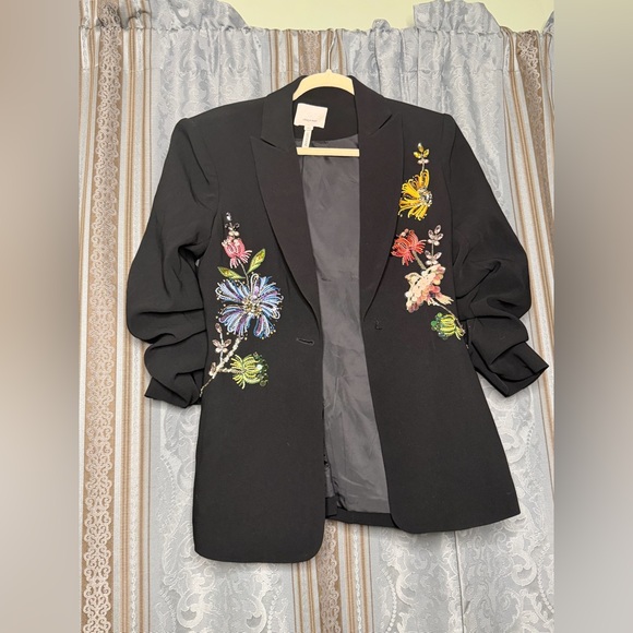 Cinq a Sept Floral Mixed Media Scrunched Cheyenne Blazer - Picture 7 of 10